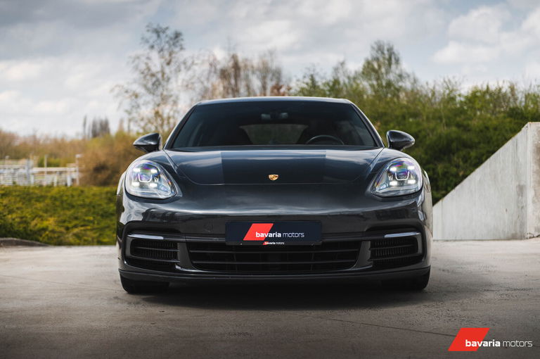 Porsche Panamera 4 E-Hybrid