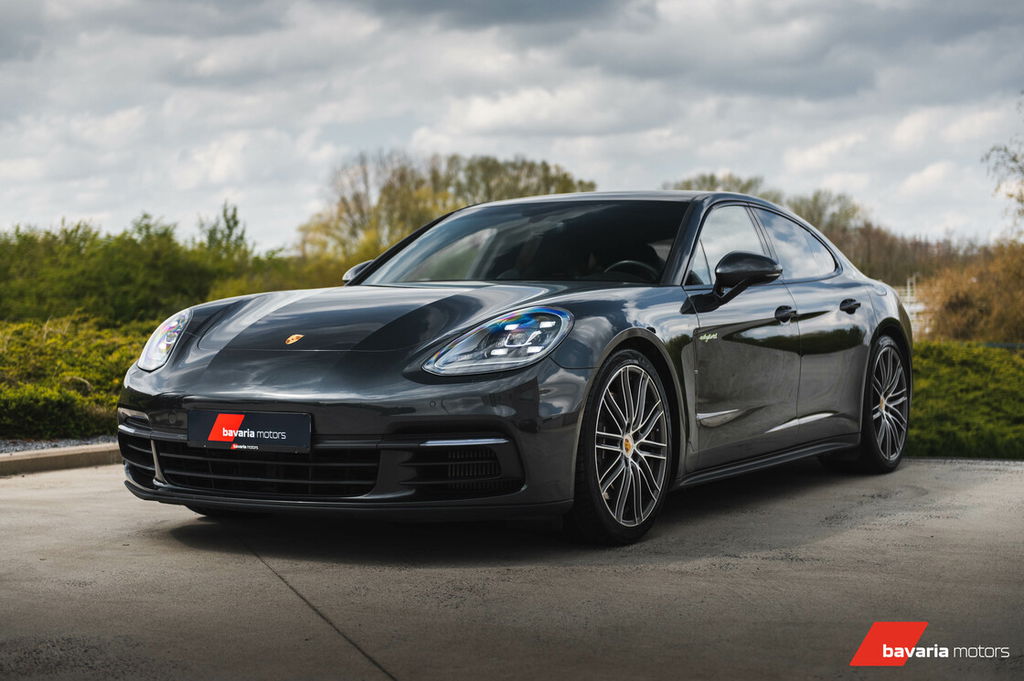 Porsche Panamera 4 E-Hybrid