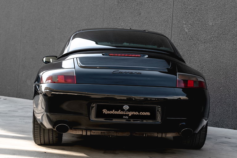 Porsche 996 Carrera
