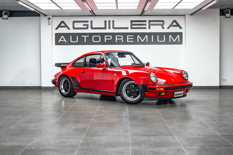 Porsche 911 Turbo 3.3