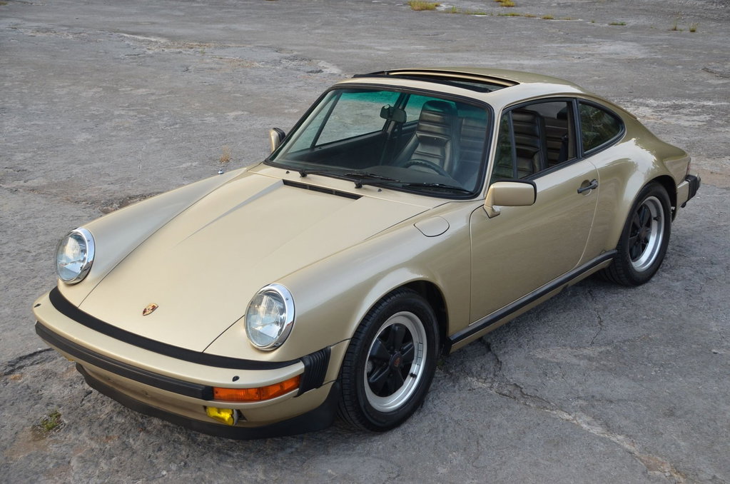 Porsche 911 Carrera 3.2 (US) 1984 - elferspot.com - Marketplace