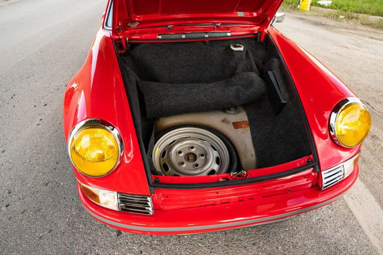 Porsche 911 Backdate