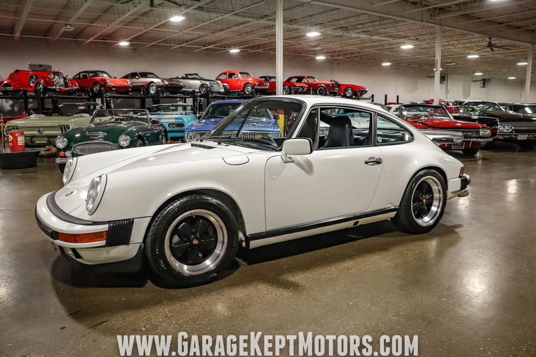 Porsche 911 Carrera 3.2 (US)