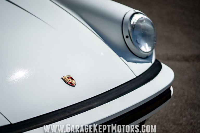 Porsche 911 Carrera 3.2 (US)