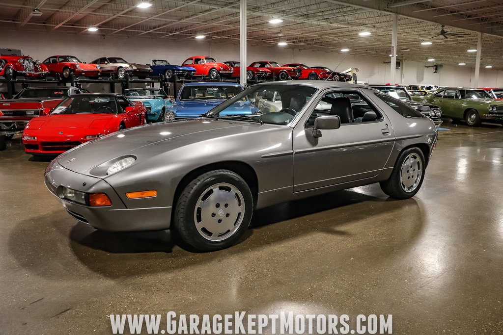 Porsche 928 S4