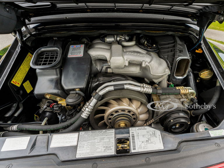 Porsche 993 Carrera 4