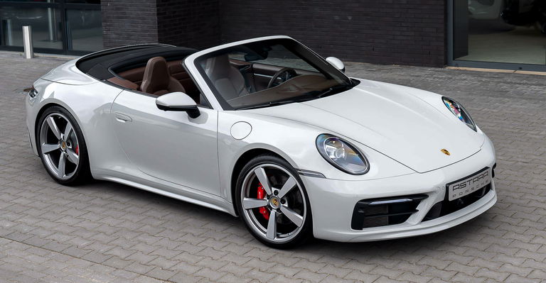 Porsche 992 Carrera 4S