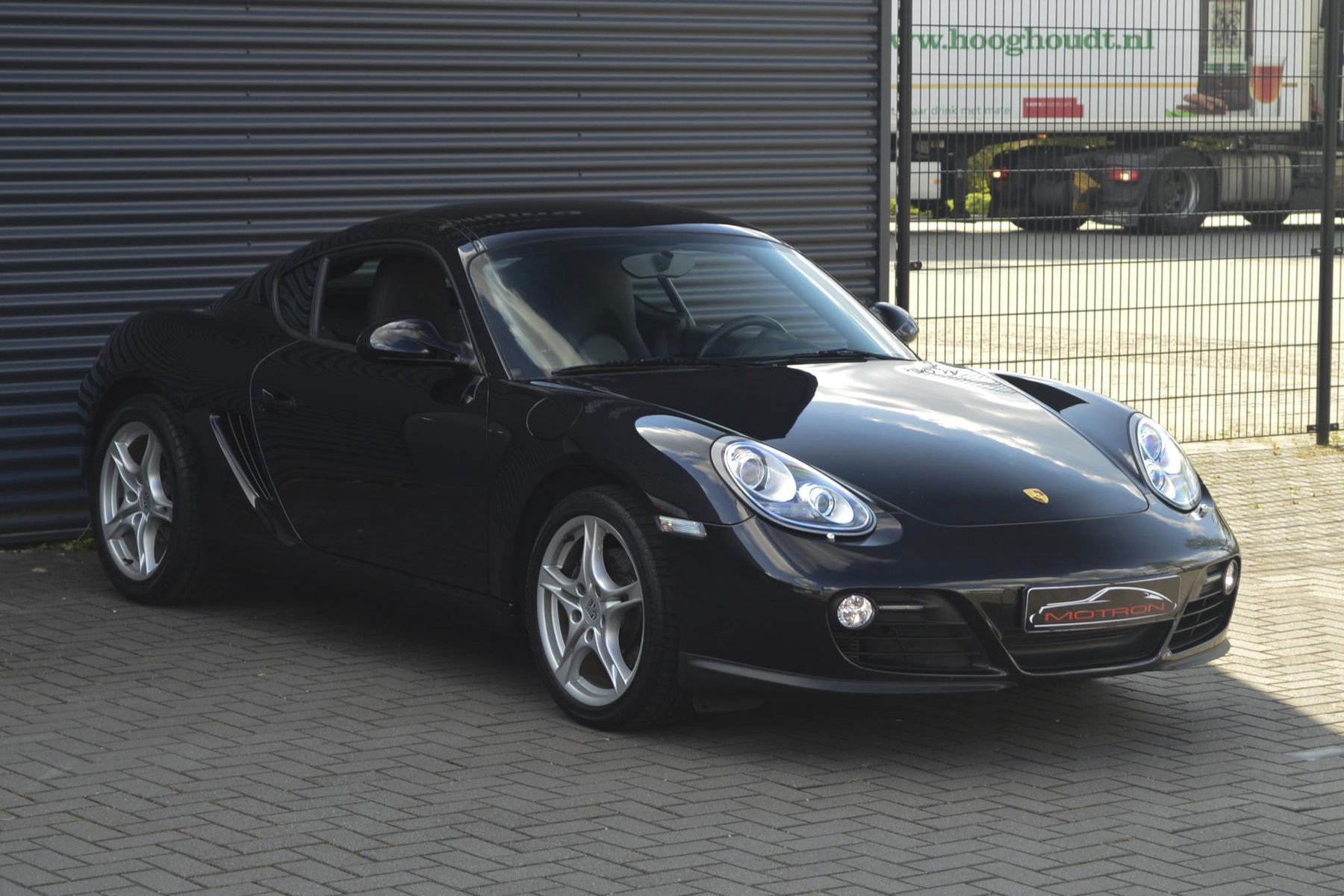 Porsche Cayman