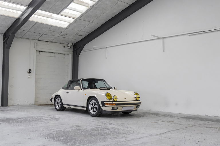 Porsche 911 Carrera 3.2