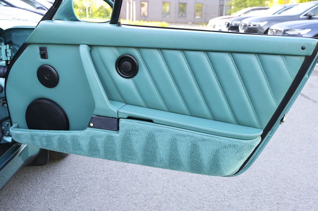 Porsche 964 Carrera 2 Cabrio WTL