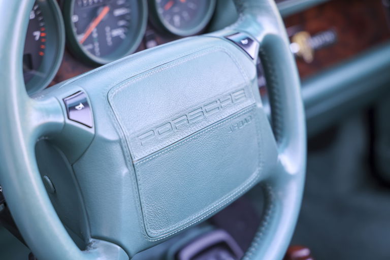 Porsche 964 Carrera 2 Cabrio WTL