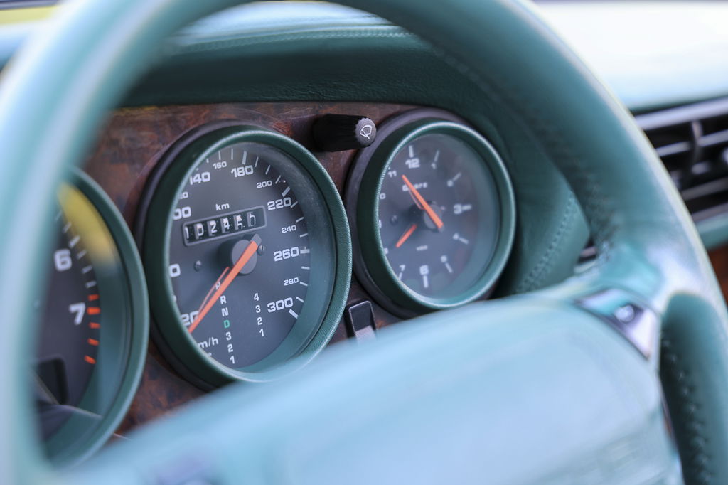 Porsche 964 Carrera 2 Cabrio WTL