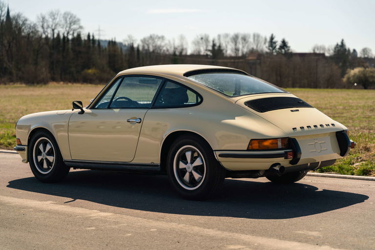Porsche 911 T (US)