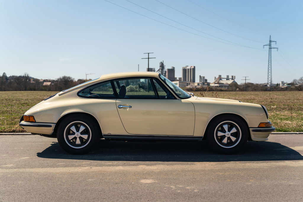 Porsche 911 T (US)