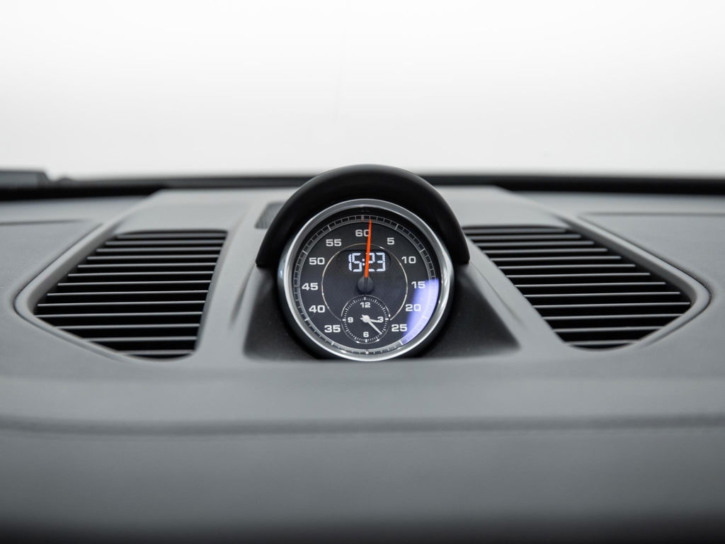 Porsche 991.2 Carrera 4 GTS