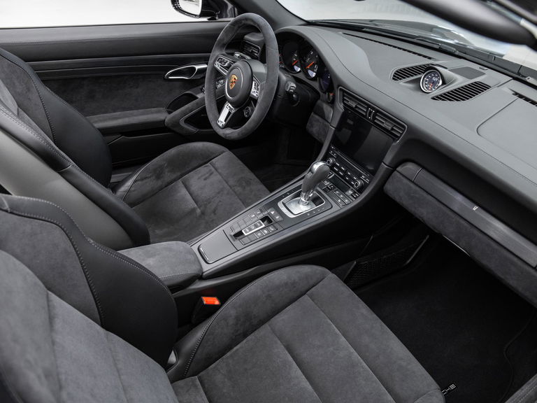 Porsche 991.2 Carrera 4 GTS