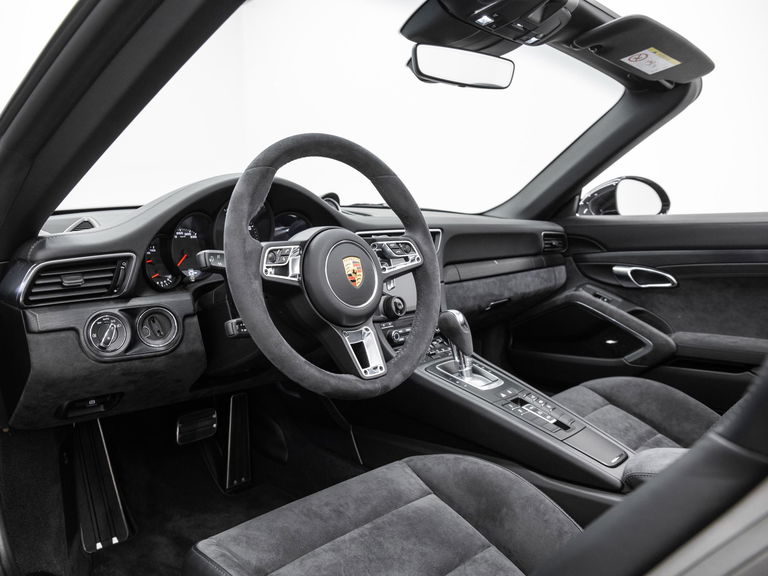 Porsche 991.2 Carrera 4 GTS