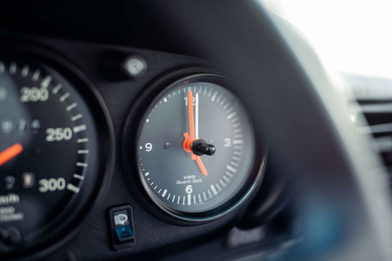 Porsche 911 Turbo 3.3 (US)