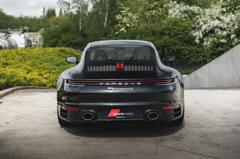 Porsche 992 Carrera 4S