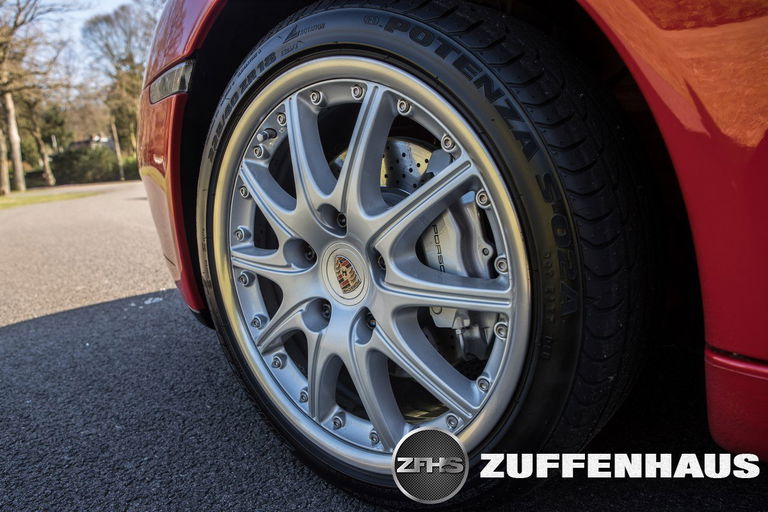 Porsche 996 Carrera 4