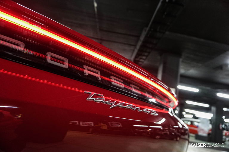 Porsche Taycan 4S