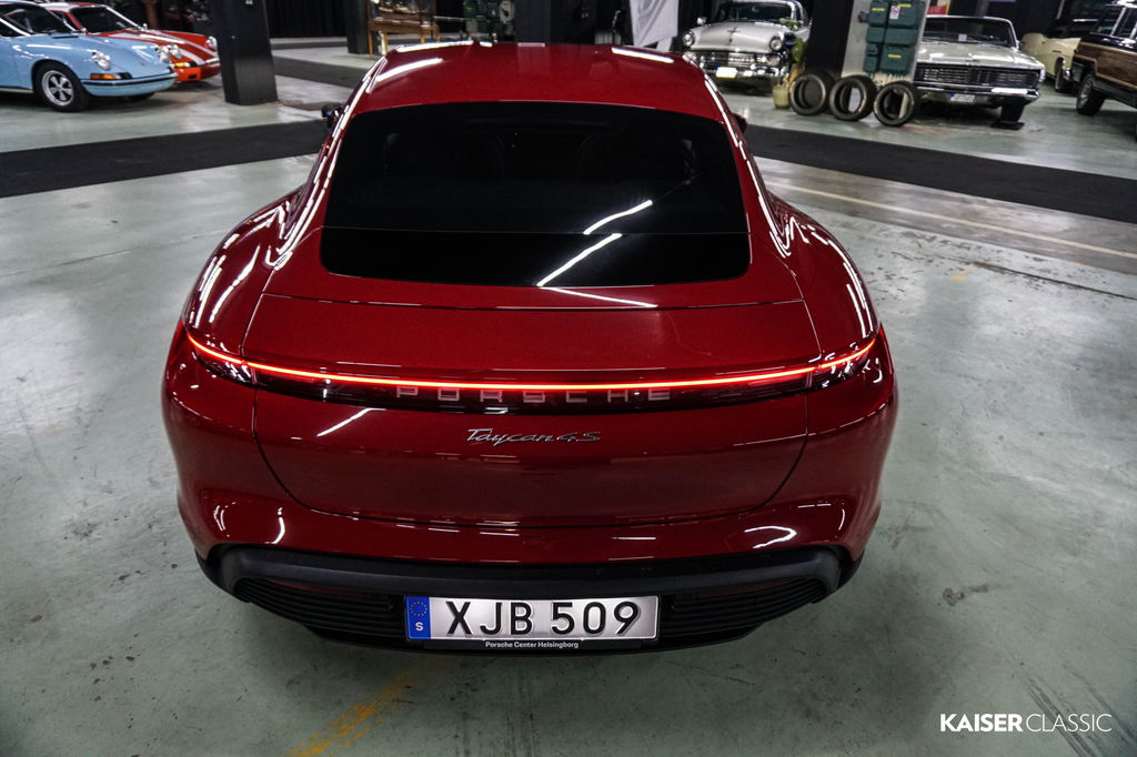 Porsche Taycan 4S