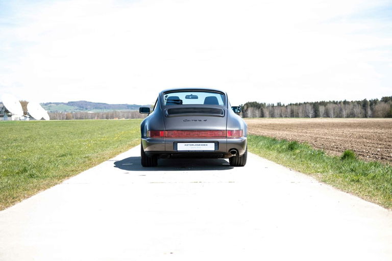 Porsche 964 Carrera 4