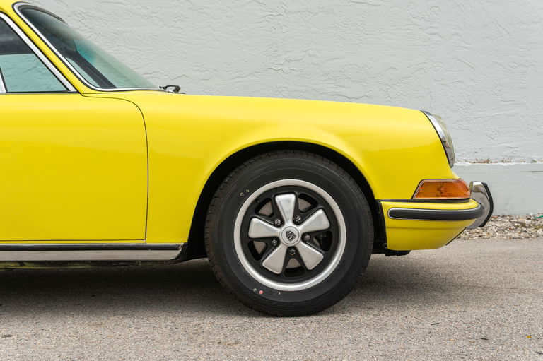 Porsche 911 T