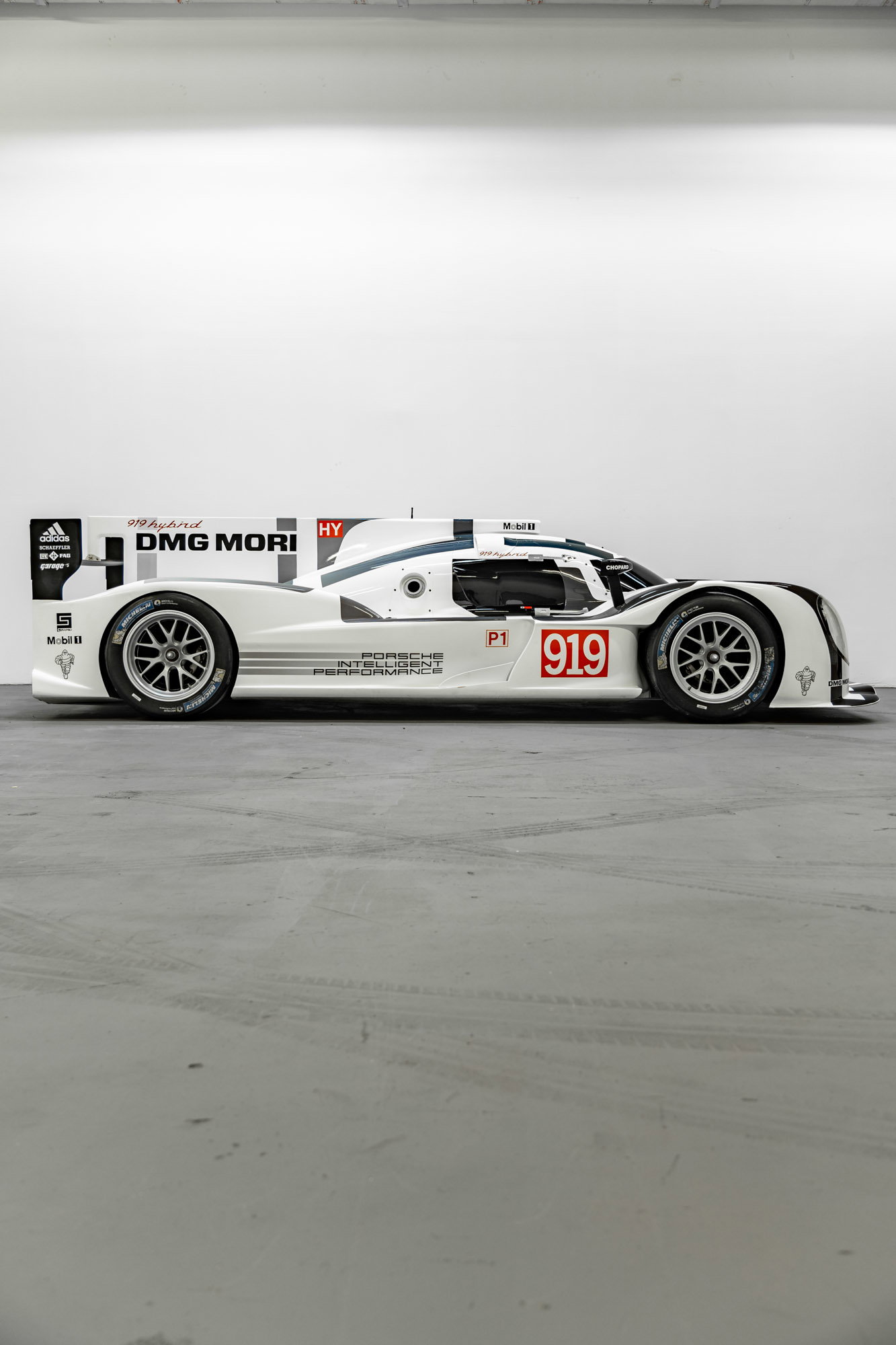 Porsche 919 Hybrid 2014 - elferspot.com - Mercato delle auto
