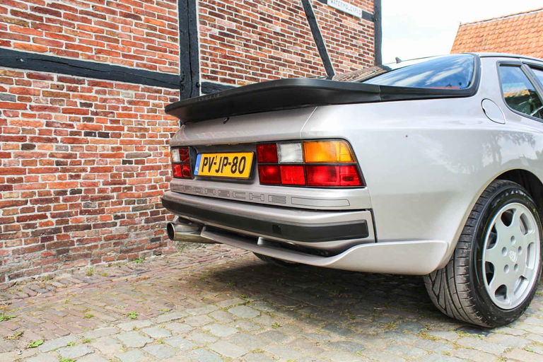 Porsche 944 Turbo S Coupé