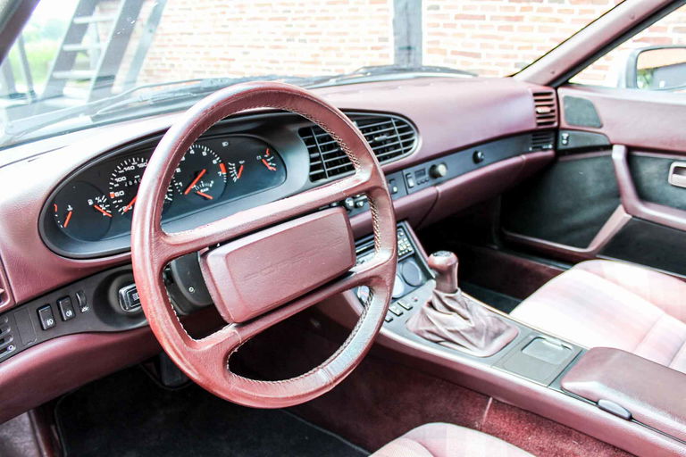 Porsche 944 Turbo S Coupé