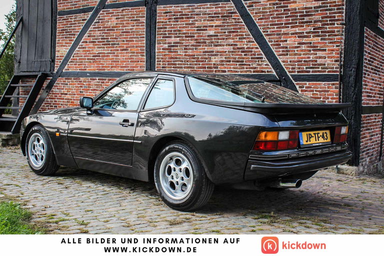 Porsche 944 Coupé