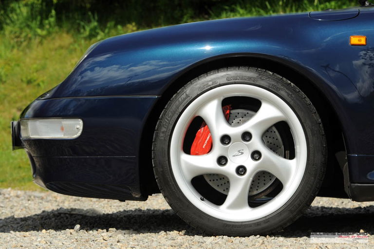 Porsche 993 Carrera 4S
