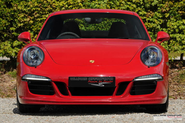 Porsche 991 Carrera GTS