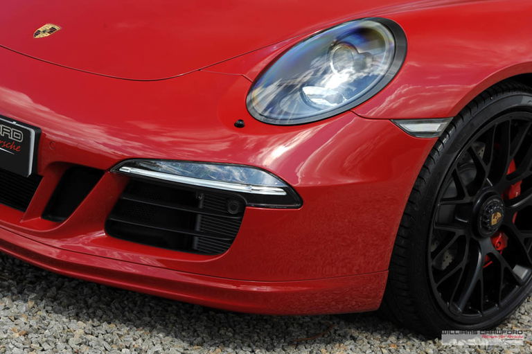 Porsche 991 Carrera GTS
