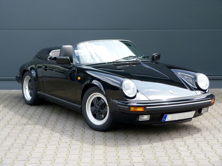 Porsche 911 Carrera 3.2 Speedster