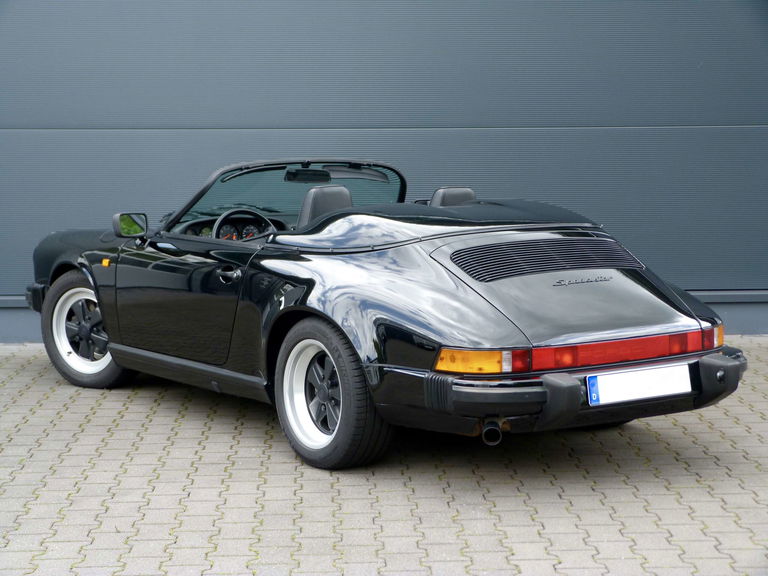 Porsche 911 Carrera 3.2 Speedster