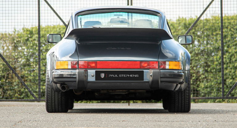 Porsche 911 Carrera 3.2