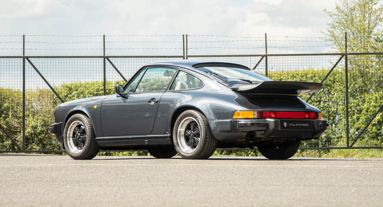 Porsche 911 Carrera 3.2
