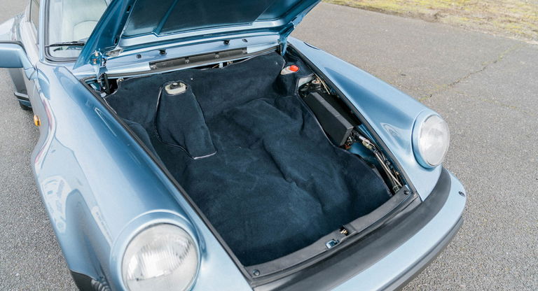 Porsche 911 Carrera 3.2 Supersport