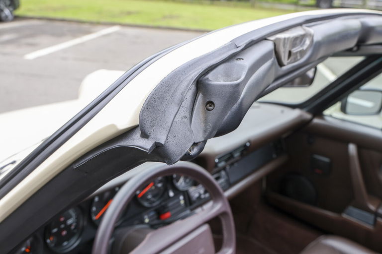 Porsche 911 Carrera 3.2 (US)