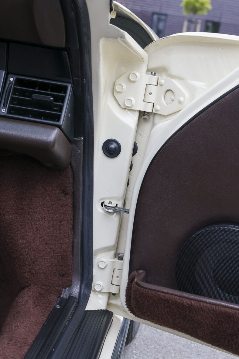 Porsche 911 Carrera 3.2 (US)