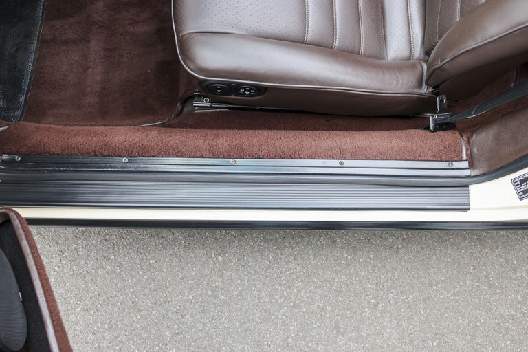 Porsche 911 Carrera 3.2 (US)