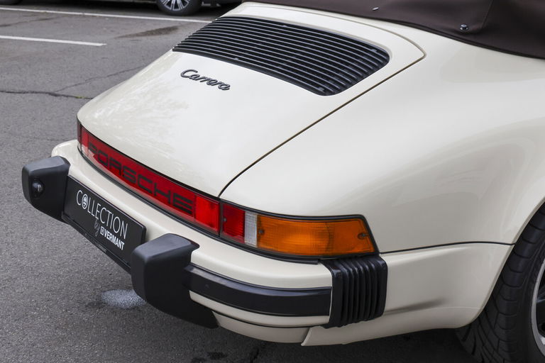 Porsche 911 Carrera 3.2 (US)