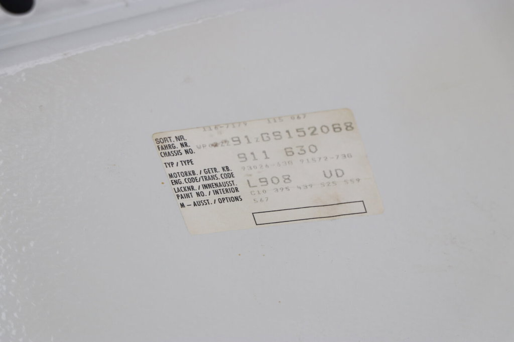 Porsche 911 Carrera 3.2