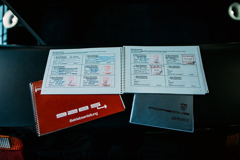 Porsche 928 S4