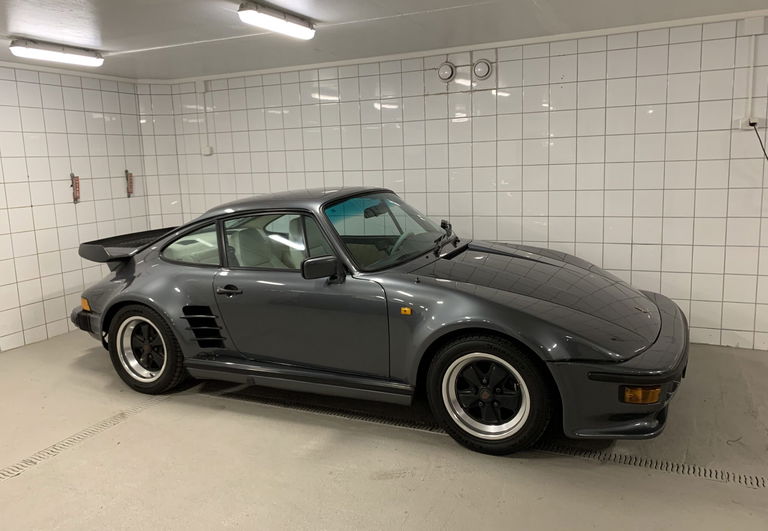 Porsche 911 Turbo Flachbau