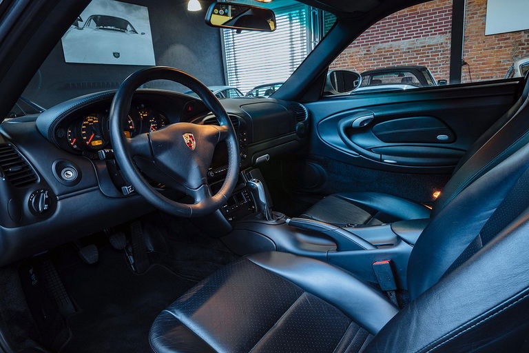 Porsche 996 Carrera 4S