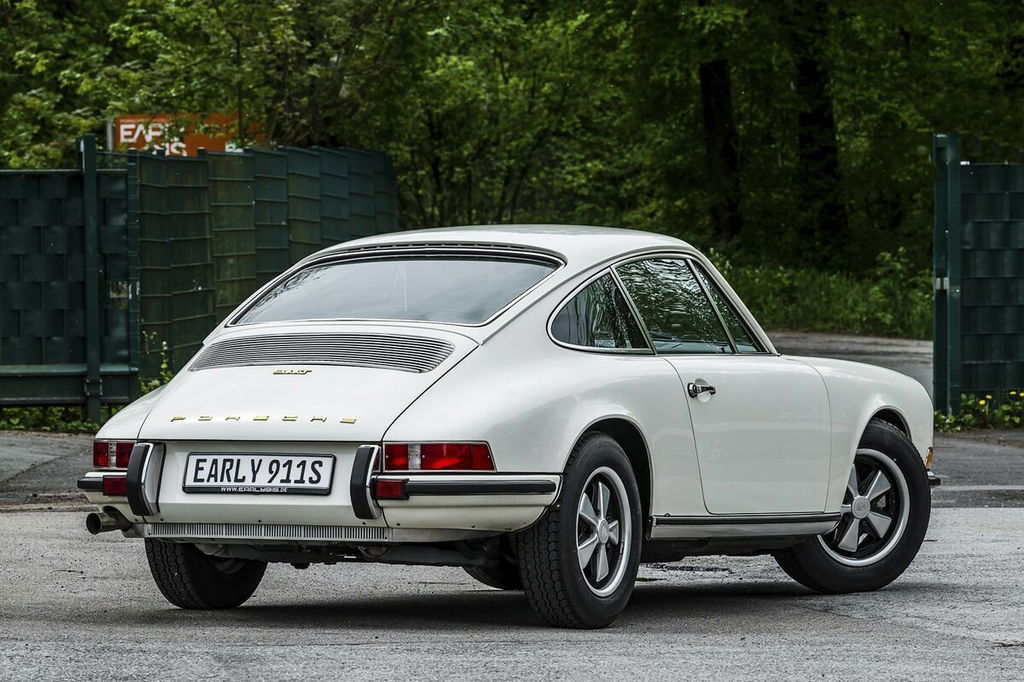 Porsche 911 T