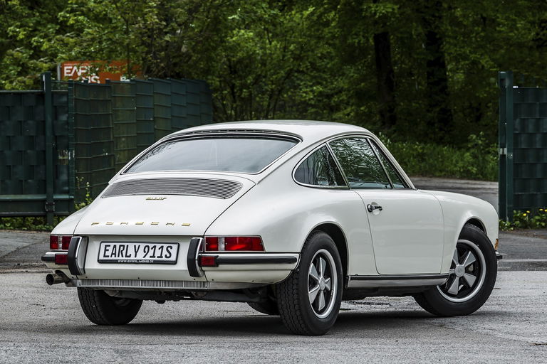 Porsche 911 T